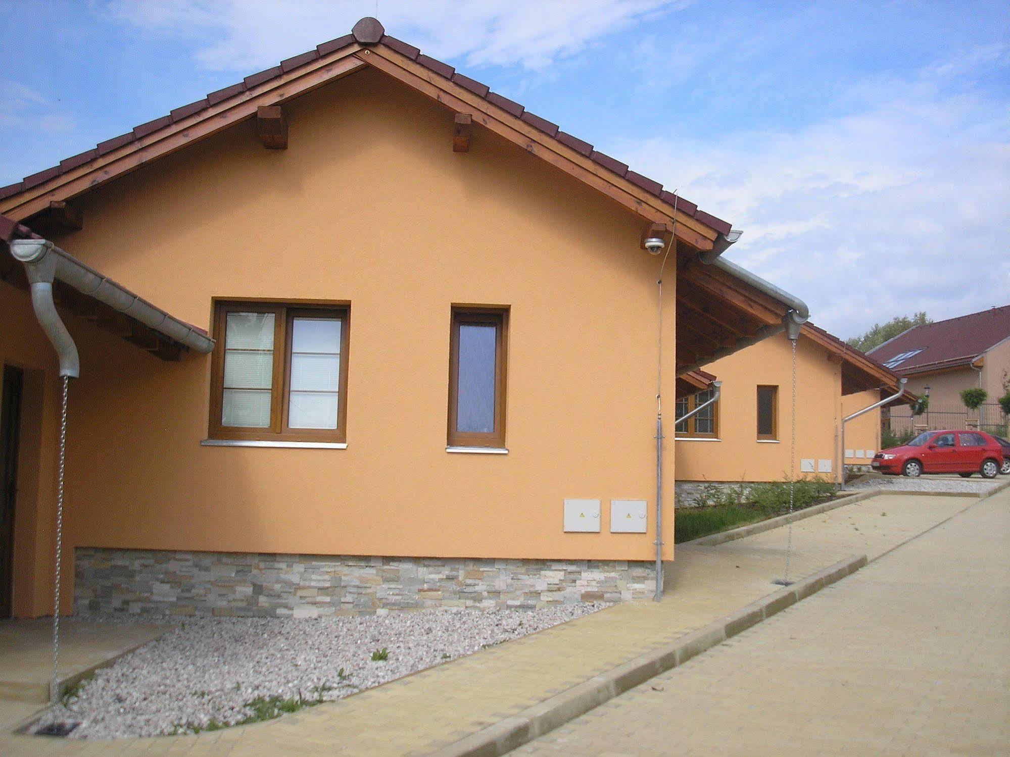 Penzion Harmonie Zlutice Экстерьер фото
